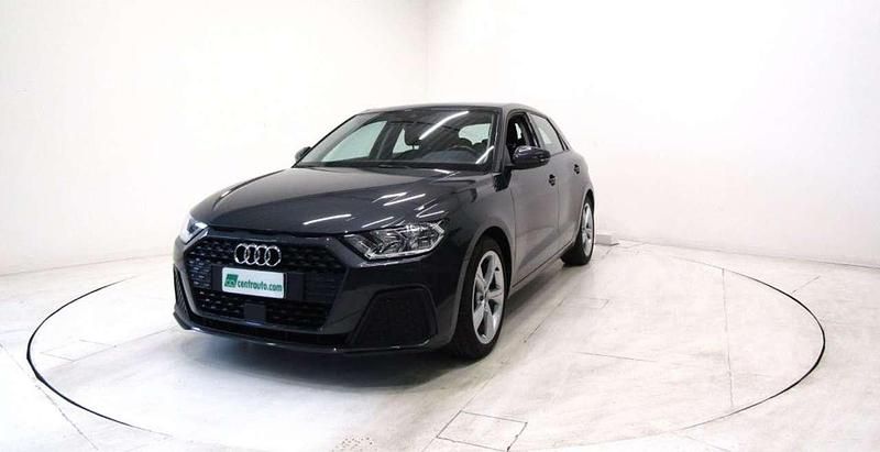 Usata Audi A1 Admired 110 CV (80 kW) 2022 Grigio scuro Utilitaria