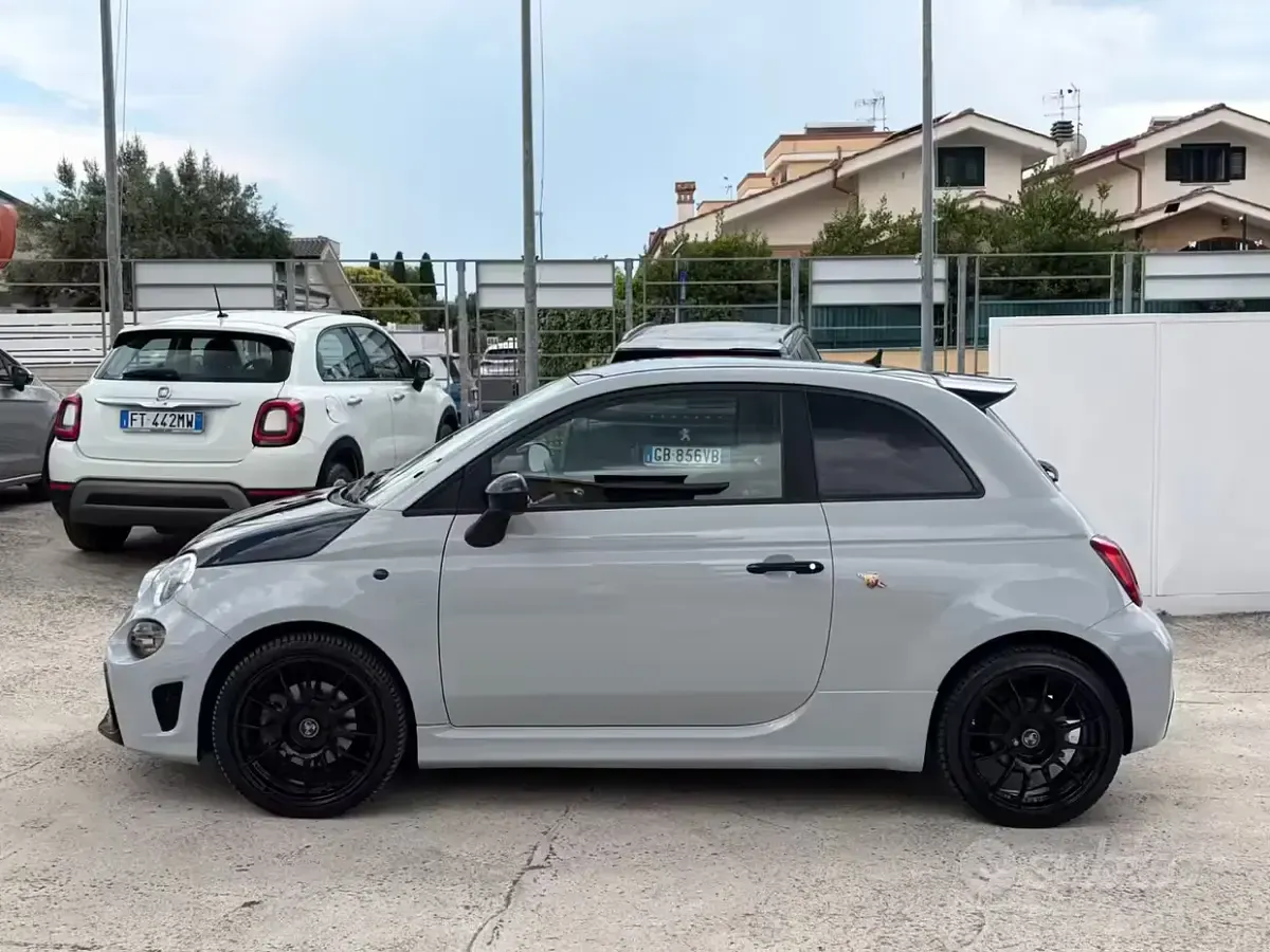 Usata Abarth 595 145 CV (106 kW) 2018 Grigio Berlina