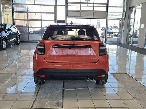 Nouvelle Fiat 600 Sport 110 ch (80 kW) 2026 Orange SUV
