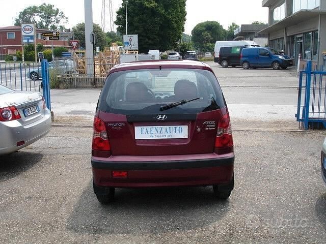 Usata Hyundai Atos Prime 62 CV (45 kW) 2007 Rosso Utilitaria