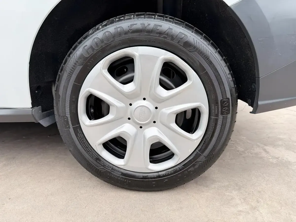 Usata Ford Transit Trend 74 CV (54 kW) 2019 Bianco Furgone
