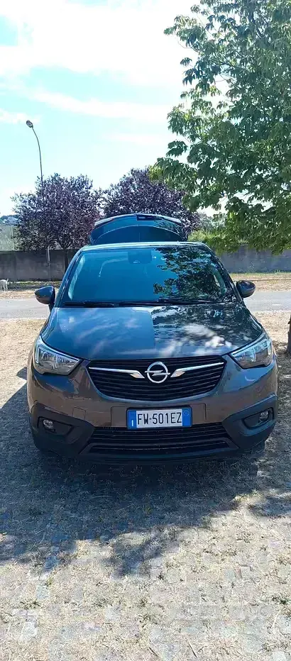 Usata Opel Crossland X 102 CV (75 kW) 2019 Grigio SUV