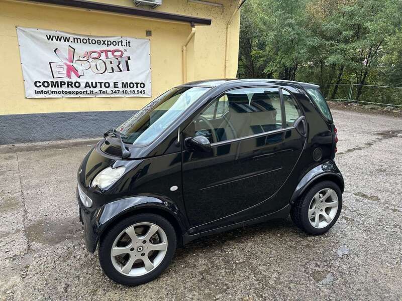 Nero Usata 2006 Smart ForTwo Coupé Coupé | 2590 € (Buon prezzo) - Immagine 1/4