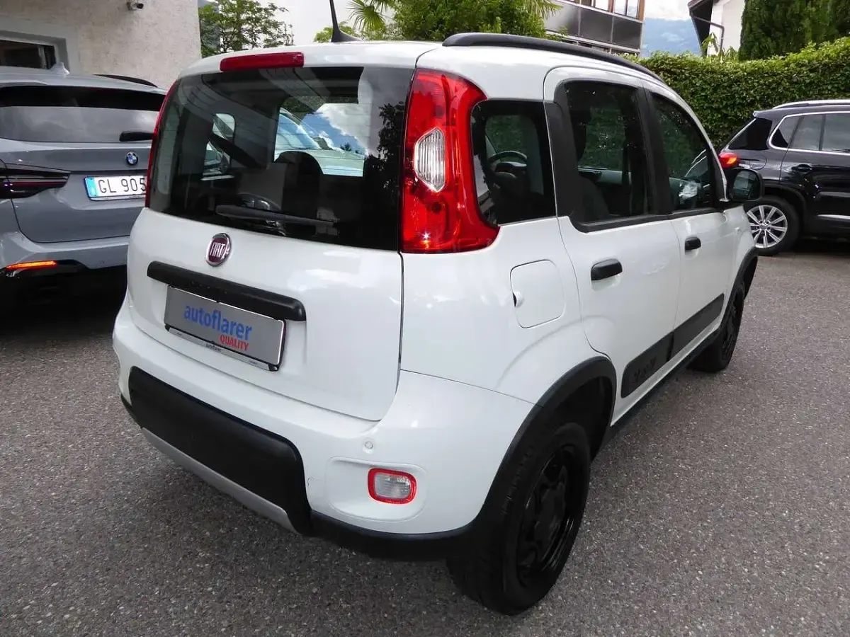 Usata Fiat Panda 4x4 86 CV (63 kW) 2022 Bianco Utilitaria