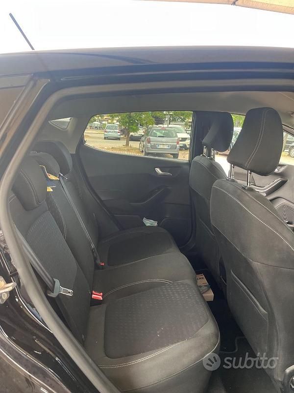 Usata Ford Fiesta 75 CV (55 kW) 2019 Nero Utilitaria
