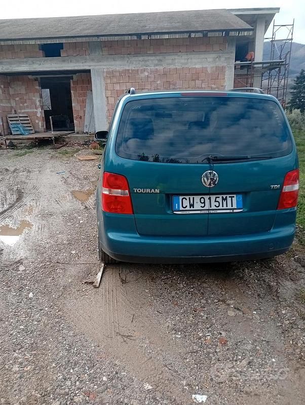 Usata VW Touran 2005 Verde Monovolume