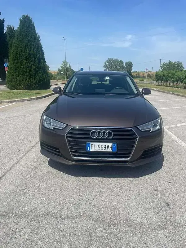 Usata Audi A4 Business 170 CV (125 kW) 2018 Station wagon