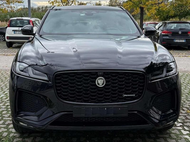 Usata Jaguar F-Pace R-Dynamic 204 CV (150 kW) 2023 Nero SUV