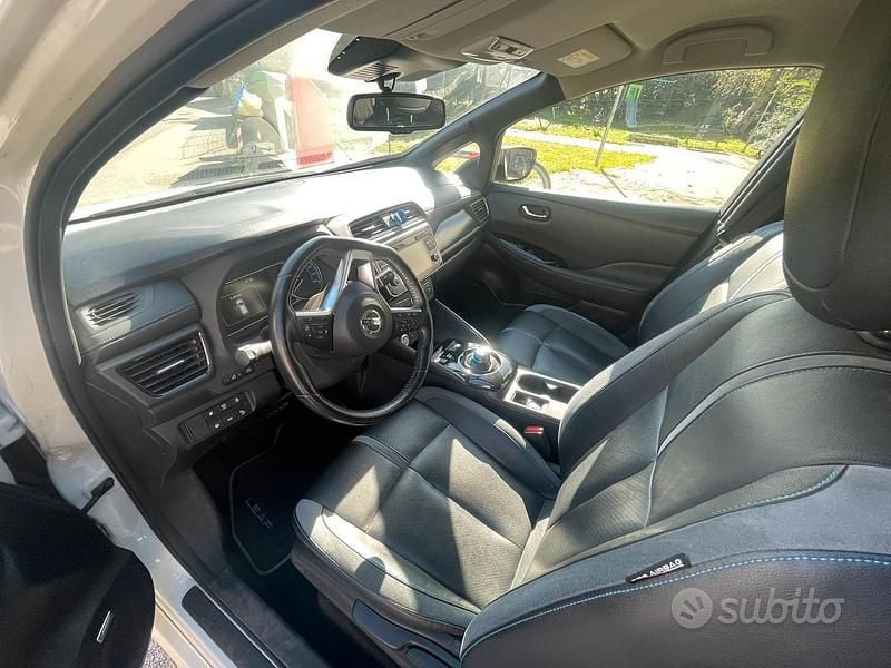 Usata Nissan Leaf Tekna 110 kW (150 CV) 2018 Utilitaria