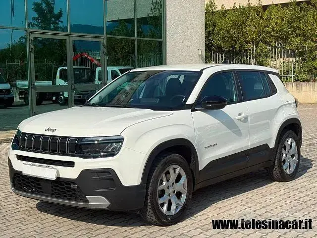Usata Jeep Avenger Altitude 101 CV (74 kW) 2023 Bianco SUV