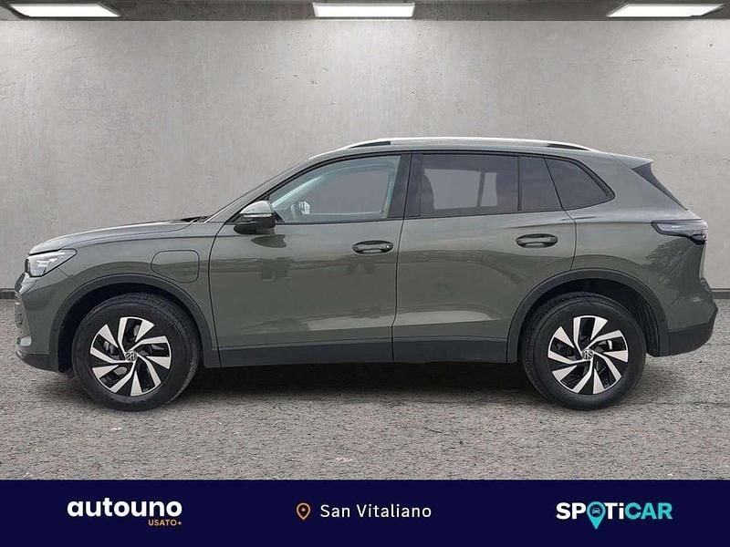Usata VW Tiguan Edition 150 CV (110 kW) 2025 Velvet green SUV