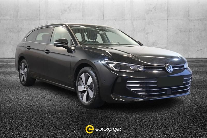 Usata VW Passat Business 150 CV (110 kW) 2024 Nero metallizzato Station wagon