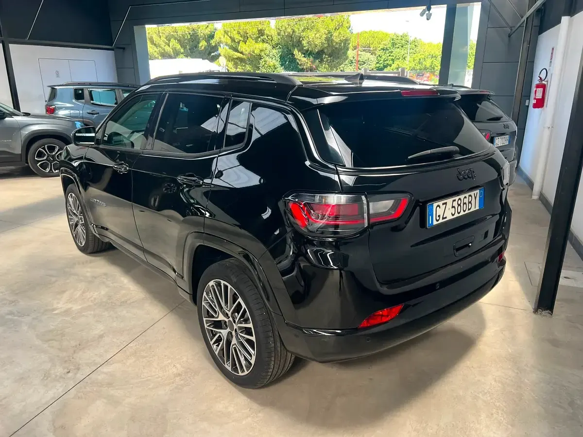 Usata Jeep Compass Summit 130 CV (95 kW) 2025 601solid black SUV