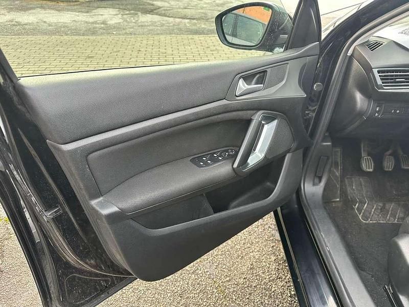 Usata Peugeot 308 Active 131 CV (96 kW) 2021 Berlina