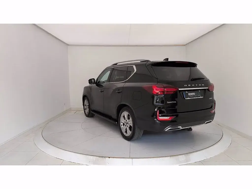 Usata SsangYong Rexton 203 CV (149 kW) 2022 Nero SUV