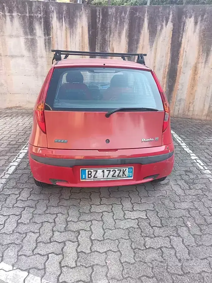 Usata Fiat Punto 80 CV (58 kW) 2002 Rosso Utilitaria