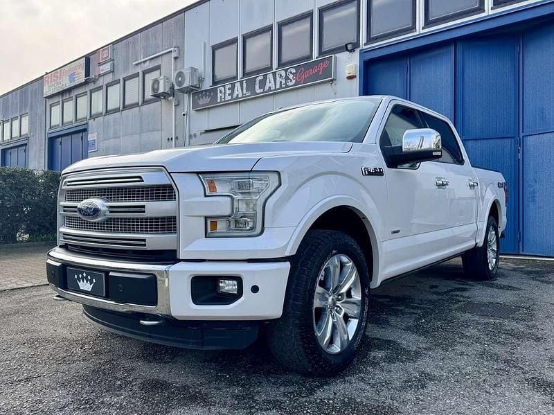 Usata Ford F-150 Platinum 370 CV (272 kW) 2016 White perl Pick-up