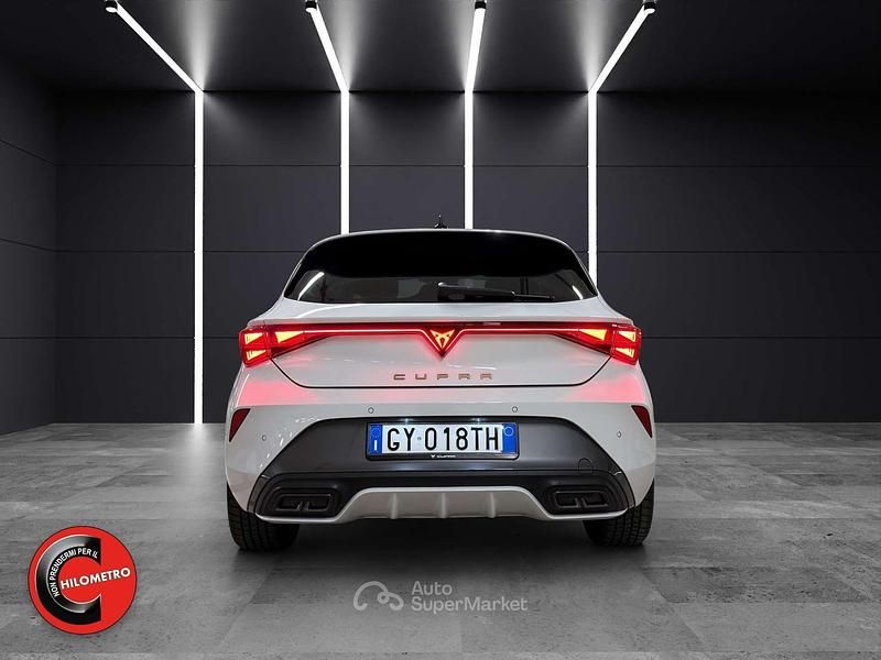 Usata Cupra Leon 150 CV (110 kW) 2025 Bianco Berlina