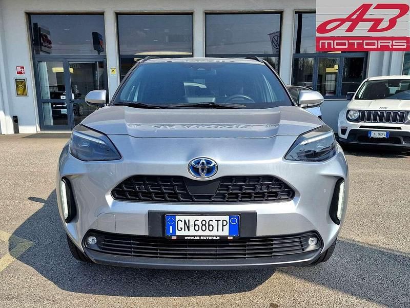 Usata Toyota Yaris Cross Comfort 116 CV (85 kW) 2023 Grigio SUV
