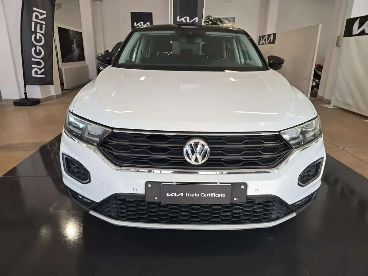 Usata VW T-Roc 150 CV (110 kW) 2018 Bianco SUV