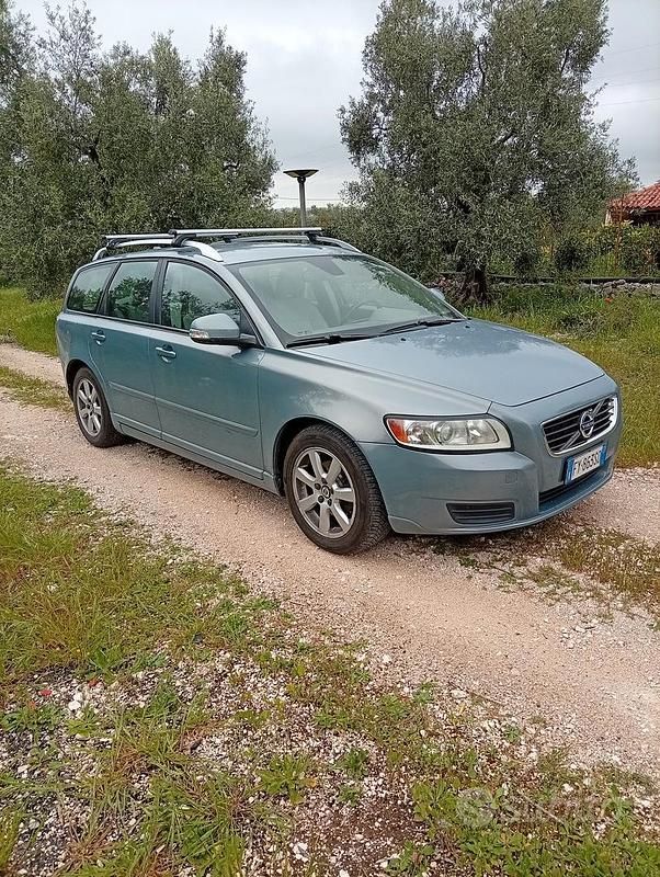 Usata Volvo V50 108 CV (79 kW) 2009 Blu Station wagon