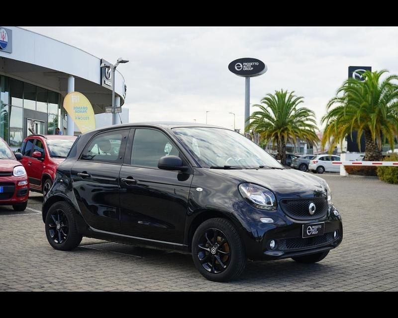 Usata Smart ForFour Passion 71 CV (52 kW) 2018 Nero Utilitaria