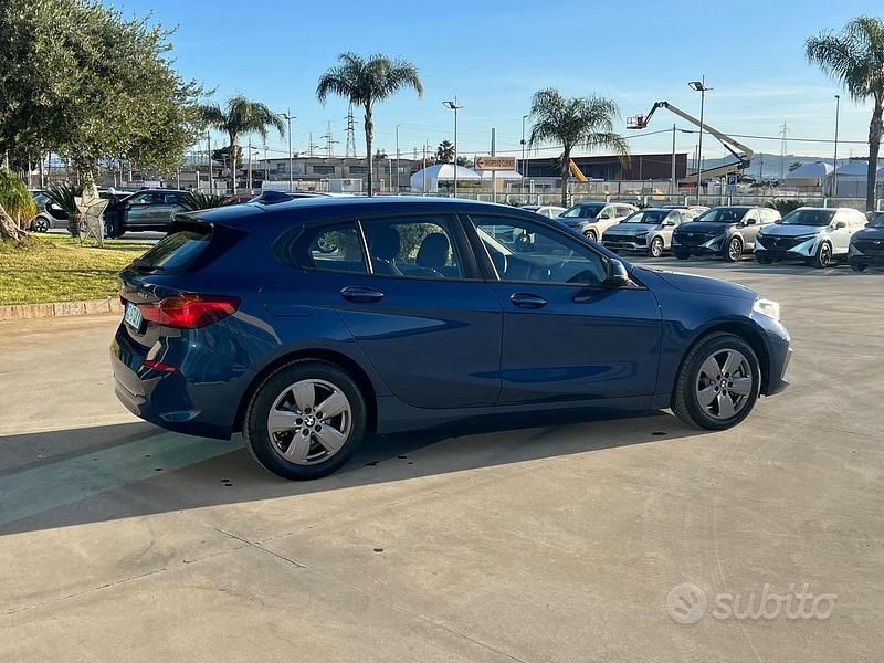 Usata BMW 116 Advantage 116 CV (85 kW) 2021 Blu Utilitaria
