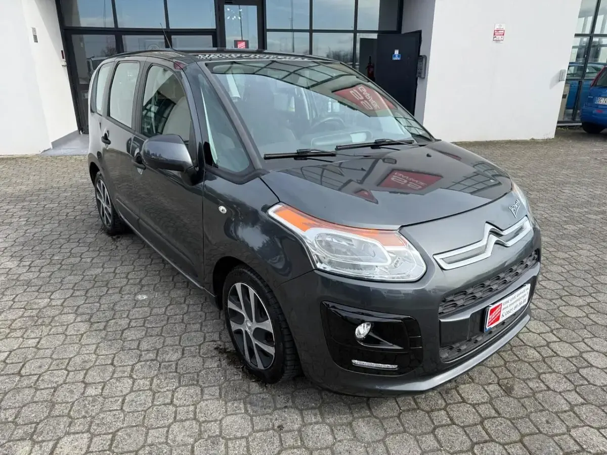 Usata Citroën C3 Picasso Attraction 92 CV (67 kW) 2013 Grigio Monovolume