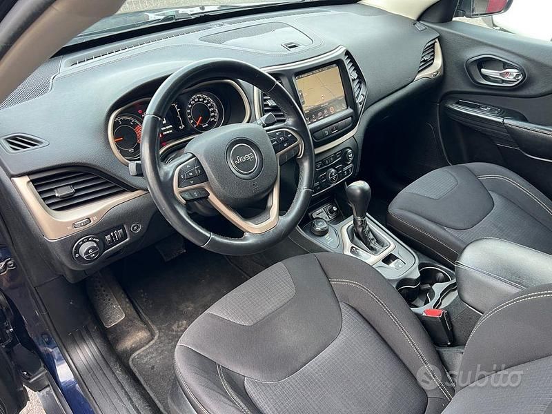 Usata Jeep Cherokee Longitude 170 CV (125 kW) 2014 Blu SUV