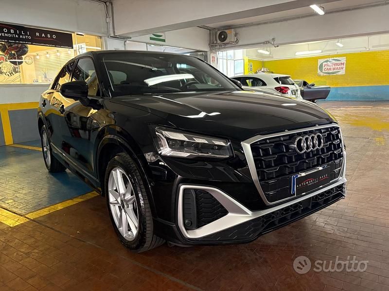 Usado Audi Q2 S-Line 150 CV (110 kW) 2025 Negro SUV