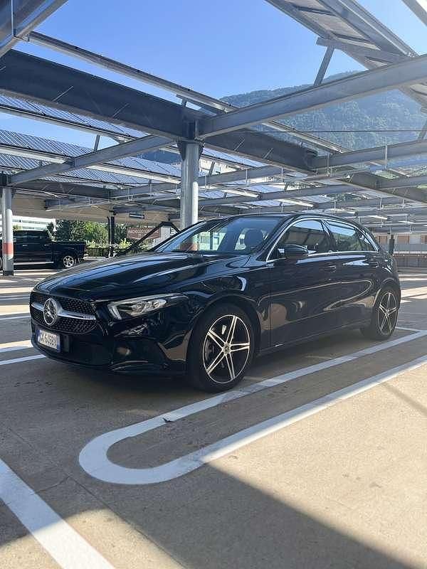 Usata Mercedes A250 160 CV (117 kW) 2021 Nero Berlina
