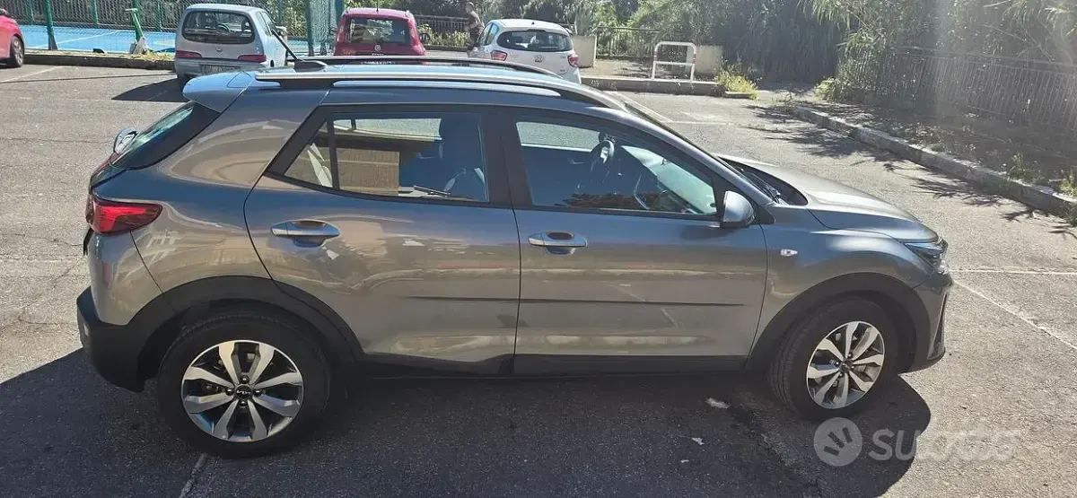 Usata Kia Stonic 84 CV (61 kW) 2025 Grigio SUV
