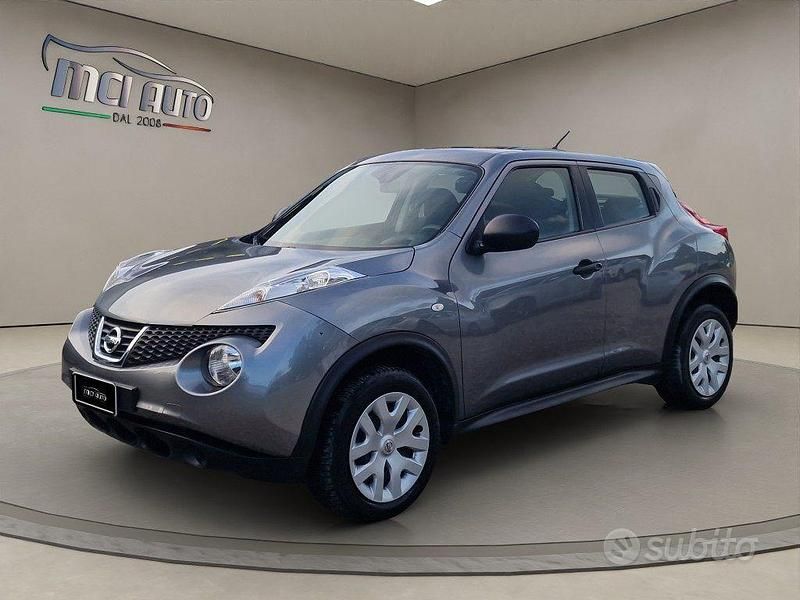 Usata Nissan Juke Visia 110 CV (80 kW) 2013 Grigio SUV