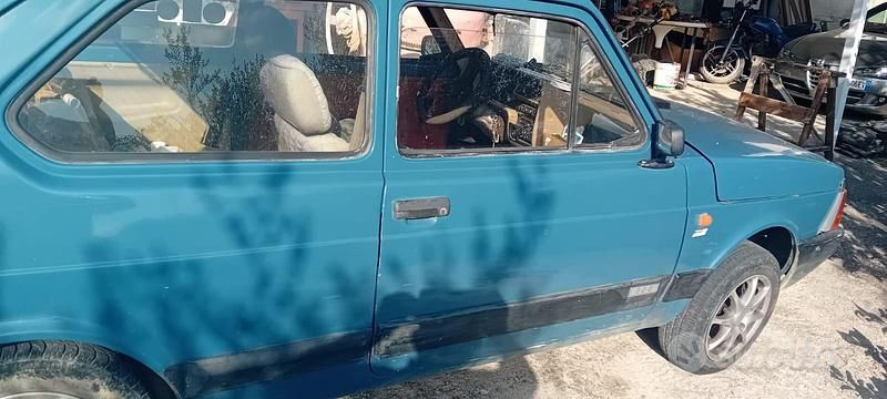 Usata Fiat 127 45 CV (33 kW) 1982 Blu Utilitaria