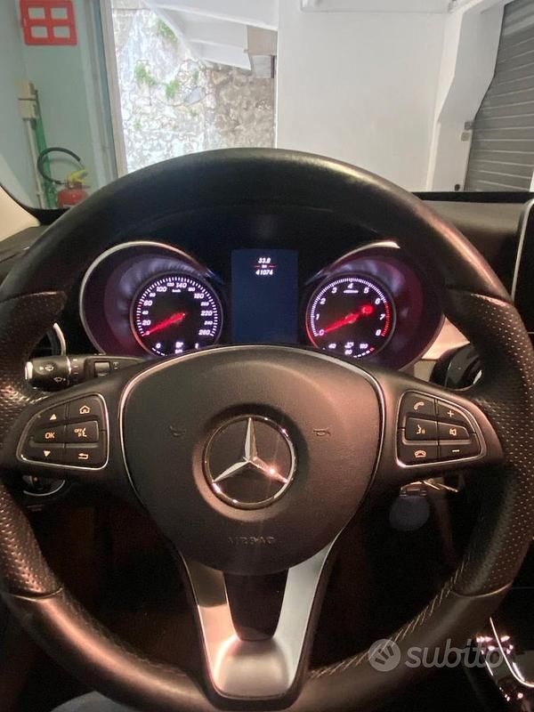 Usata Mercedes C180 156 CV (114 kW) 2015 Grigio Station wagon