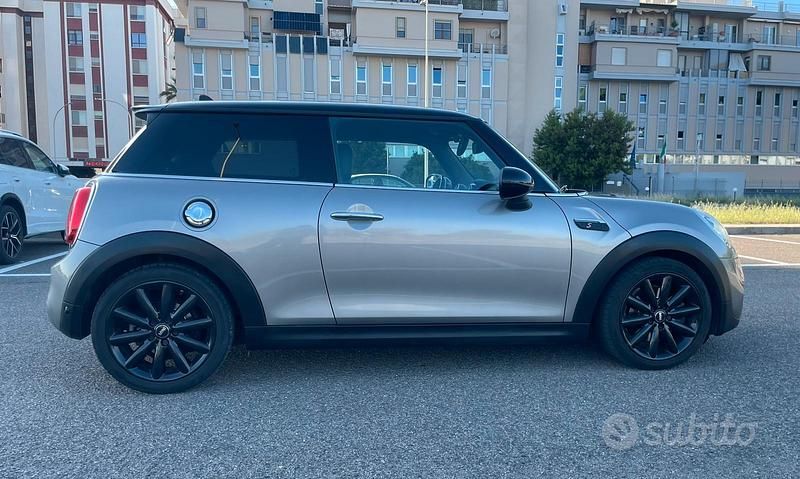 Begagnad Mini Cooper S 211 HK (155 kW) 2017 Halvkombi