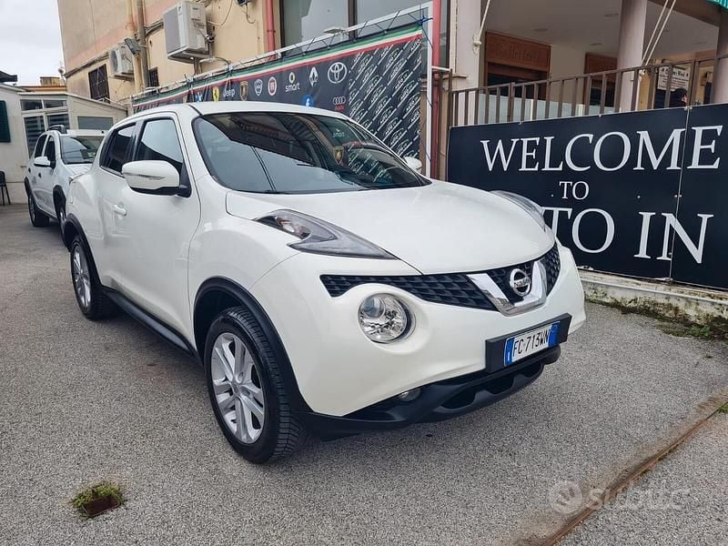 Usata Nissan Juke Tekna 110 CV (80 kW) 2016 Bianco SUV