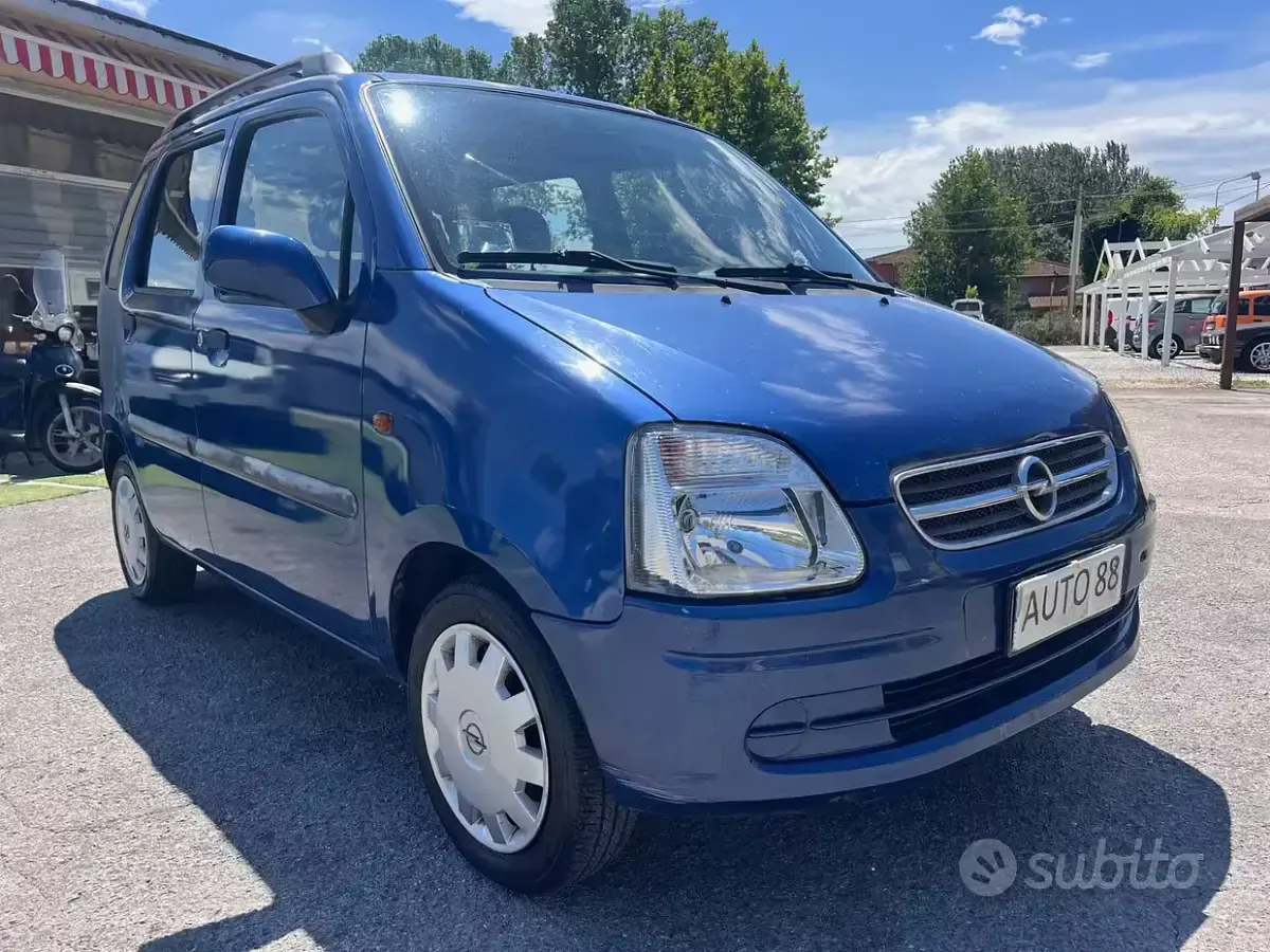 Usata Opel Agila Comfort 58 CV (42 kW) 2002 Blu Monovolume