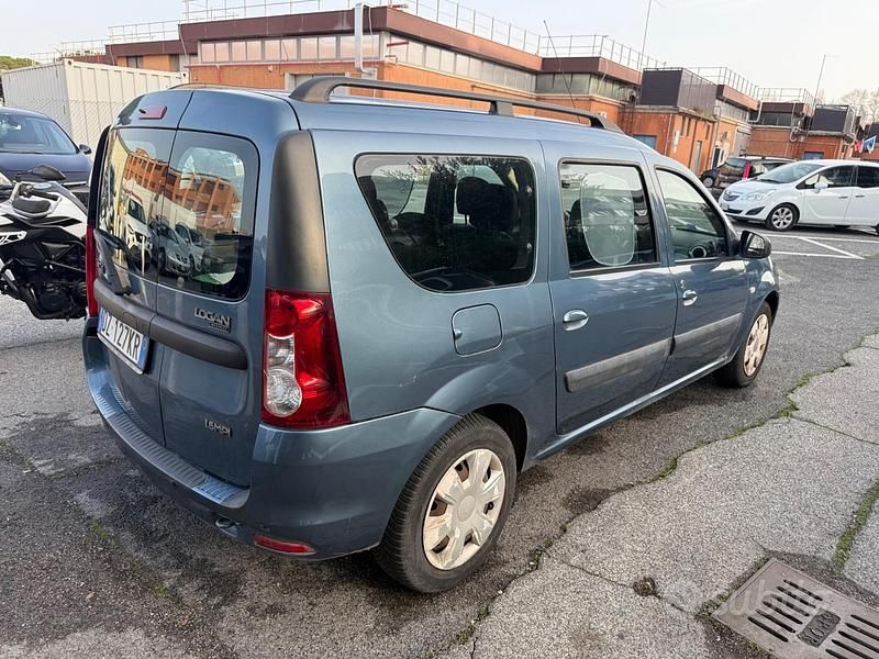 Usata Dacia Logan Ambiance 87 CV (63 kW) 2009 Blu Station wagon