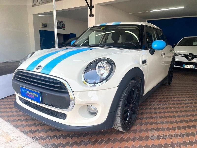 Usata Mini ONE 75 CV (55 kW) 2019 Bianco Utilitaria