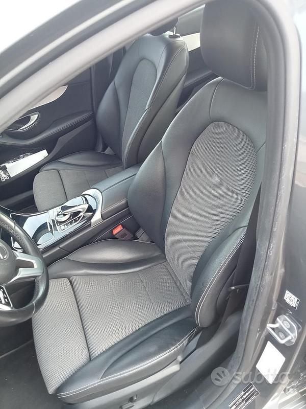 Usata Mercedes C220 170 CV (125 kW) 2019 Grigio Berlina