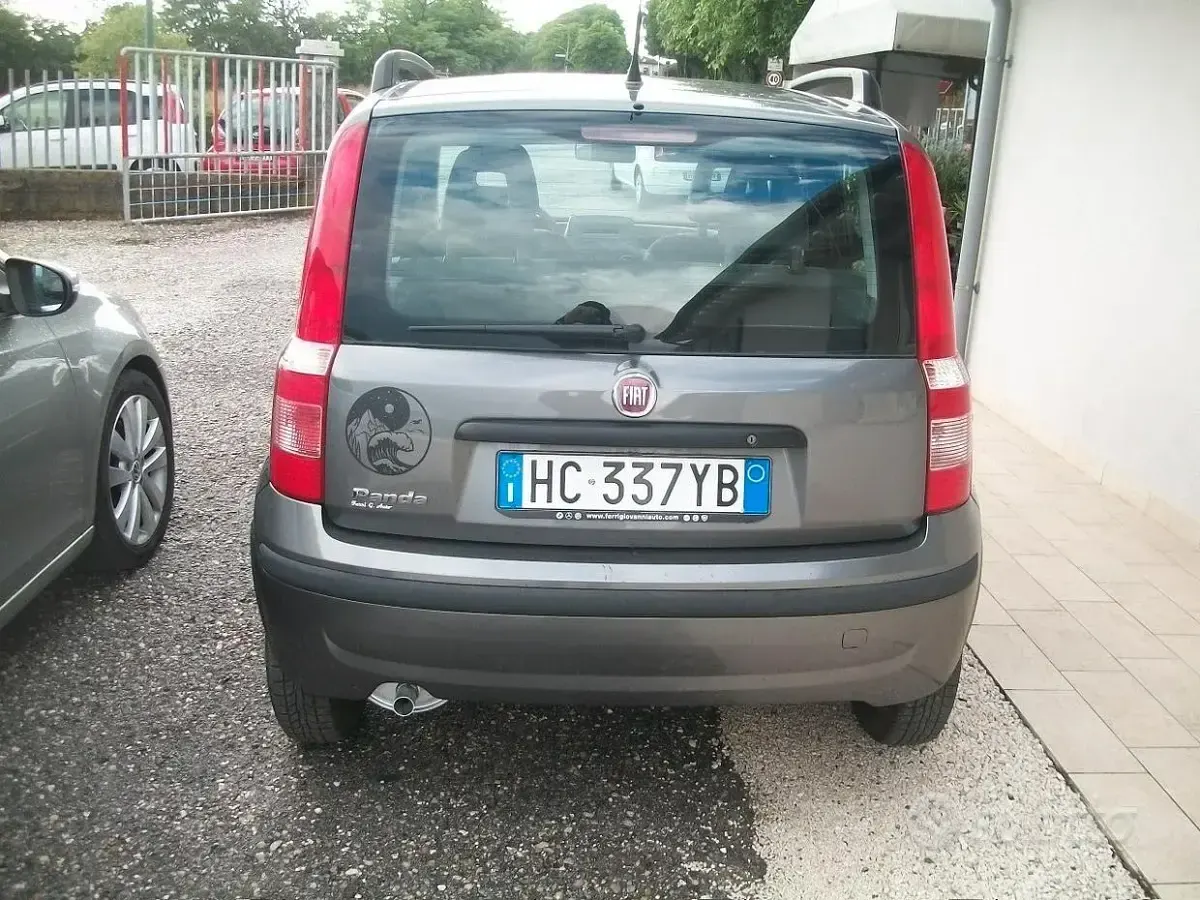 Usata Fiat Panda Dynamic 69 CV (50 kW) 2012 Grigio Utilitaria