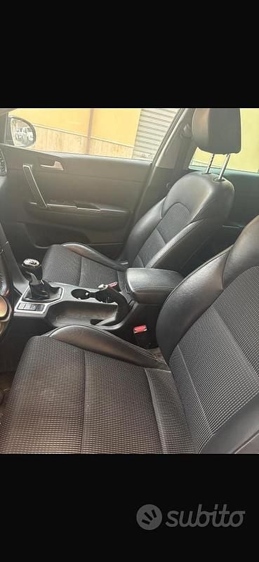 Usata Kia Sportage 132 CV (97 kW) 2017 Nero SUV