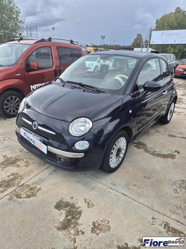 Usata Fiat 500 Lounge 95 CV (69 kW) 2011 Blu Utilitaria