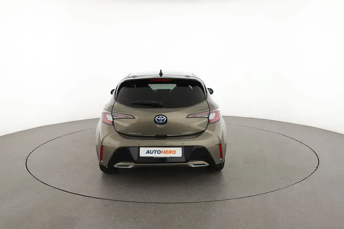 Usata Toyota Corolla Lounge 184 CV (135 kW) 2021 Oro
