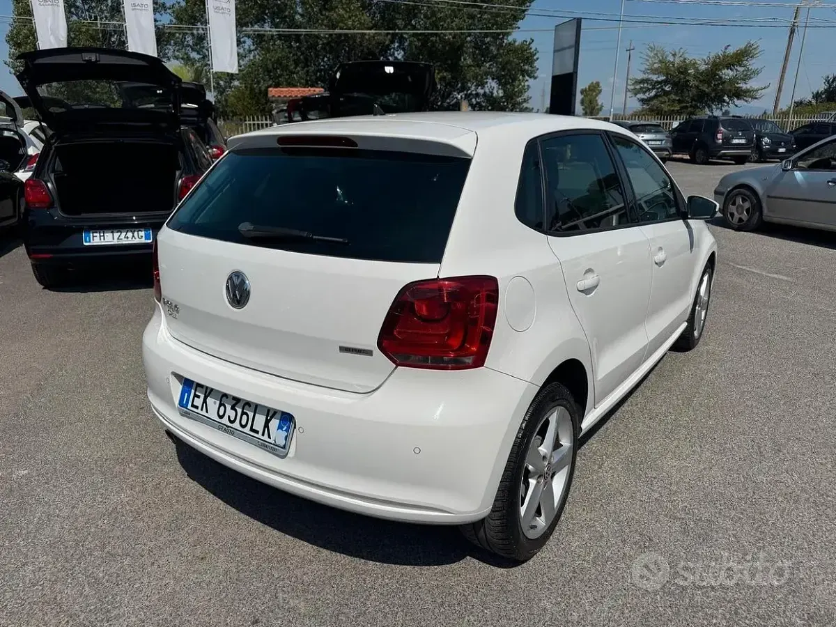 Usata VW Polo Highline 82 CV (60 kW) 2011 Bianco Utilitaria