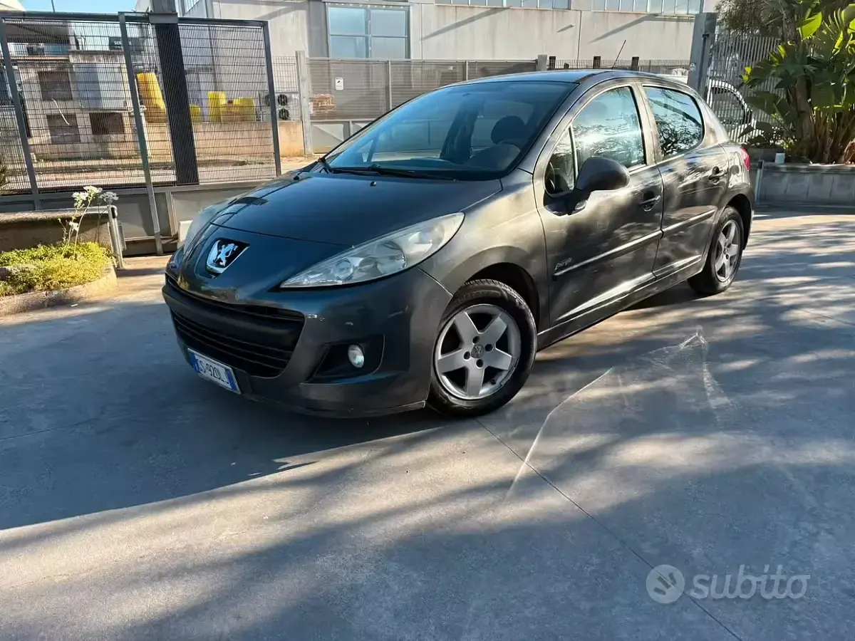 Usata Peugeot 207 88 CV (64 kW) 2009 Berlina