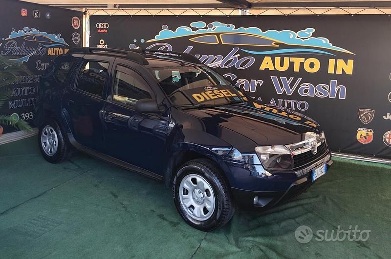 Blu Usata 2011 Dacia Duster Lauréate SUV | 5999 € (Ottimo prezzo) - Immagine 1/4