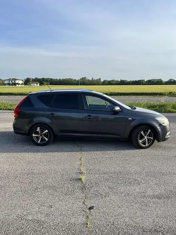 Usata Kia Ceed EX 116 CV (85 kW) 2010 Utilitaria
