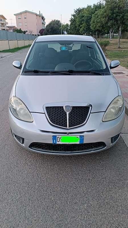 Usata 2008 Lancia Ypsilon Due volumi | 3300 € (Ottimo prezzo) - Immagine 1/4